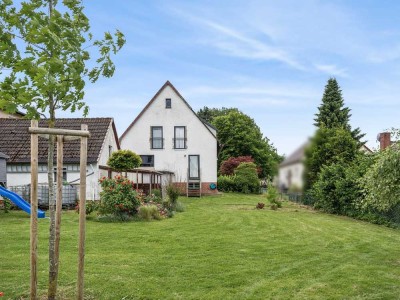 Attraktives Einfamilienhaus mit großem Grundstück in Lauenau