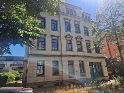 Schöne 2-Zimmer-Wohnung in Gründerzeitvilla