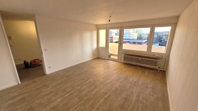 Erstbezug nach hochwertiger Renovierung, 3-Zimmerwohnung mit Balkon