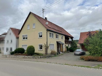 ehem. Bauernhaus mit Ausbaupotenzial, in Fleinheim steht zum Verkauf.