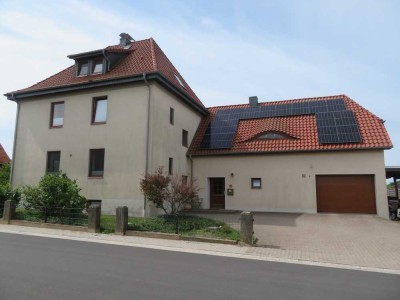 *Lindhorst* großzügiges EFH mit ausbaubarem Anbau u. 1234 m² Grdst.