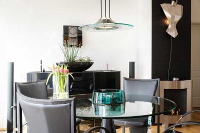 Moderne und helle Penthousewohnung mit Weitblick