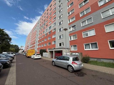 Neues Jahr - Neues Glück! Super 2-Zimmer-Wohnung mit Wintergarten!