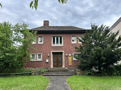 Freistehendes Einfamilienhaus mit Altbaucharme und Blick auf den Park in zentraler Wohnlage in Hamm