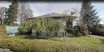 Landhaus, klassisch, aber nicht altbacken mit traumhaftem Blick