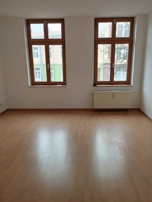 Rendite über 5,5% bei Vermietung oder bezugsfrei! 2-Raum-Wohnung mit 53 m² Wfl. in MD-Sudenburg!