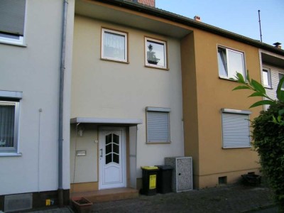 Sonniges Reihenhaus * Dortmund-Süd * großes Grundstück * Balkon, Terrasse zum Süden * Provisionsfrei