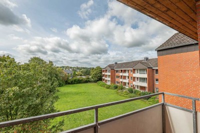 Lichtdurchflutetes Wohnen mit Weitblick – 3-Zimmer-Wohnung im 2. Obergeschoss in Schölisch