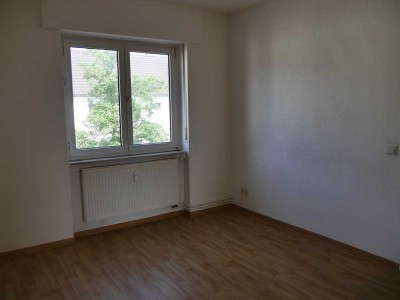 ﻿Schöne 2-Zimmer-Wohnung mit Tageslichtbad und Balkon im Limes-Quartier zu vermieten!!
