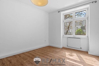 "Einziehen, wo Wien sich trifft - großzügige 4-Zimmer-Altbauwohnung nahe Westbahnhof"