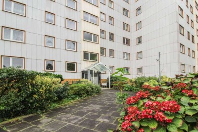 gepflegte 3 Zimmer Wohnung mit Balkon und Garage