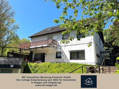 Attraktives Paket: Rendite-Objekt mit 3 Bestandswohnungen im Dach- & Kellergeschoss
