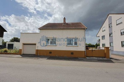 freistehendes Einfamilienhaus mit großem Garten und Feldrandlage