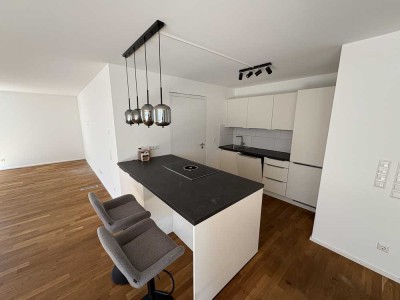 Moderne 2,5-Zimmer-Wohnung mit Terrasse in Neubau – im 5-Parteienhaus