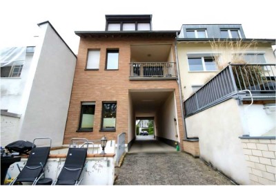 Exklusive, modernisierte 1-Raum-Souterrain-Wohnung in Bonn