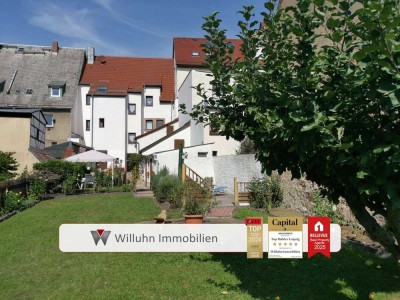 Mehrgenerationenhaus | idyllisch am historischen Markt gelegen | herrliches grünes Grundstück