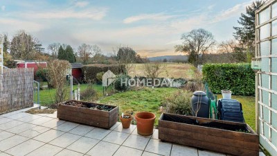 Schöne Feldrandlage: RMH mit viel Potenzial und Garten | Terrasse & Loggia | Partykeller & Garage