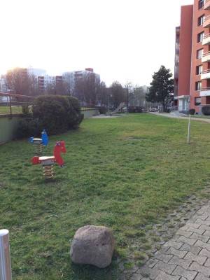 Helle gepflegte 3,5-Zimmer Wohnung mit zwei Balkonen im 3. OG