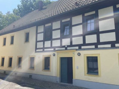 Großzügige 3-Raum-Wohnung mit Balkon in 01665 Robschütz
