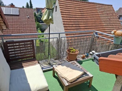 Schicke 2-Zimmer-DG Wohnung mit Süd-West Balkon und EBK in Viernheim