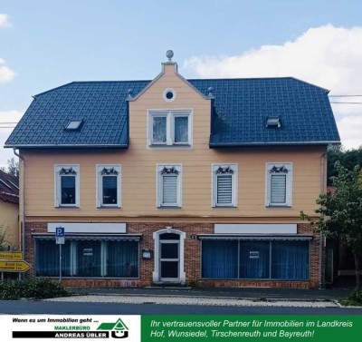 Renditeobjekt: Großes Wohn- und Geschäftshaus
