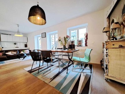 GROSS, MÖBLIERT HINTERM GASTEIG