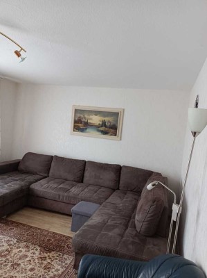 Schöne und helle 3-Zimmer-Wohnung mit Balkon und Garage in Niederbrechen