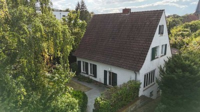 Charmantes Einfamilienhaus in Toplage zur Innenstadt! Separat erhältlich weitere ca. 566m² Baufläche