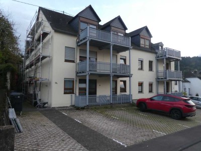 Gut aufgeteilte renovierte Erdgeschoßwohnung  in Trier-Ruwer mit neuer Luft-Wärmepumpe