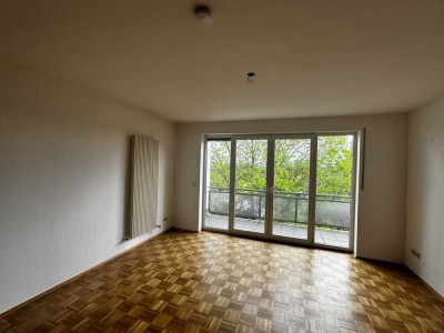 Mit Küche: Attraktive 3-Zimmer-Dachgeschosswohnung mit Balkon in Schleiden für max. 2 Personen