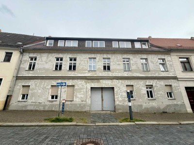 Mehrfamilienhaus mit 7 Einheiten in der Altstadt von Torgau – Ideal für Pension, Wohnen oder Kapital