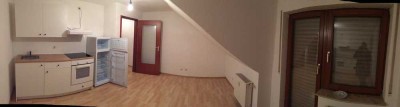 1-Zimmer-Dachgeschosswohnung mit Balkon und Einbauküche in Nürtingen