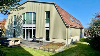 Weitläufige Gartenwohnung mit großer Terrasse am Dresdner Stadtrand