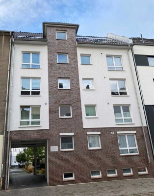 TOP! Frei ab November, EBK, Parkett, Balkon, Dusche und Badewanne