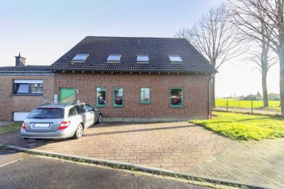 Ihr Investment: Vermietetes 2-Familienhaus in Feldrandlage von Gerderath