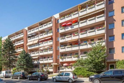 Viel Platz zum Leben - 5-Raum-Wohnung mit Balkon!