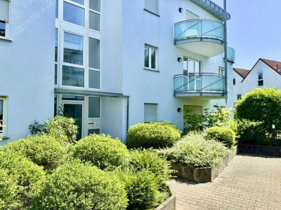 Wohlfühlwohnung mit 2 Zimmern, offener Küche
- Tiefgaragenstellplatz und zwei Balkonen -