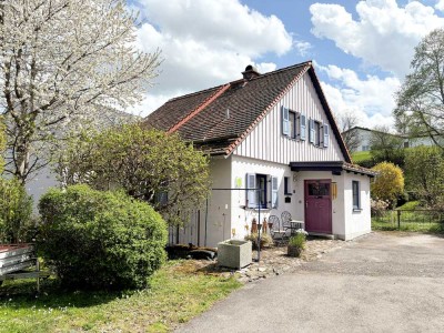 liebenswertes Einfamilienhaus - Garten mit hoher Privatsphäre - Sauna