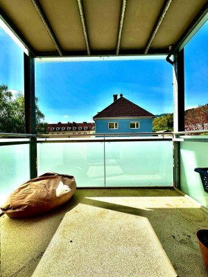 AB 01.01.2026 VERFÜGBAR I NEUE KÜCHE I BALKON I RUHIG I BADEWANNE I LICHTDURCHFLUTET I SONNIG I ZENTRAL I HAUSTIERE WILLKOMMEN I PROJEKT WOHNEN I