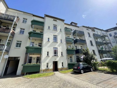 Charmante 2-Raumwohnung in denkmalgeschütztem Mehrfamilienhaus in Stötteritz
