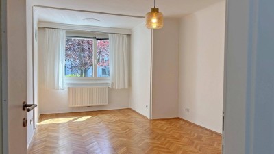 Charmante 2-Zimmer-Wohnung mit Blick ins Grüne - Mauer!