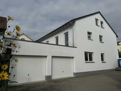 Ruhendes Schmuckstück: Modernes 5-Zimmer-Reihenendhaus mit Dachterrasse in Gersthofen als Erstbezug