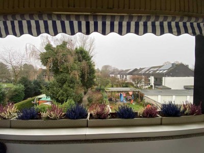 Jugendstil 4-Zimmer Wohnung mit Balkon in Krefeld Uerdingen