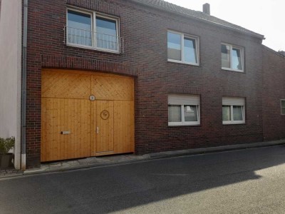 Bauernhaus mit Ausbaureserve in Titz zu verkaufen