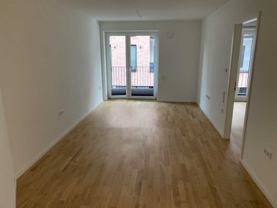 Helle 2-Zimmer Wohnung, ZENTRAL gelegen