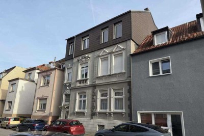 Charmante 4-Zimmer-Wohnung mit Altbaucharme und Gäste-WC in der Hammer Innenstadt!