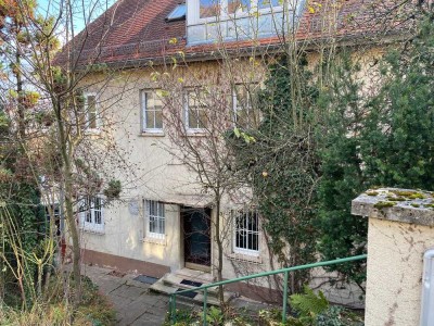 Helle 3 Zimmer-Wohnung mit Balkon