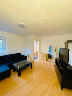 Helle 3-Zimmer-WG in ruhiger Lage – Erstbezug nach Renovierung, ideal für Studierende!