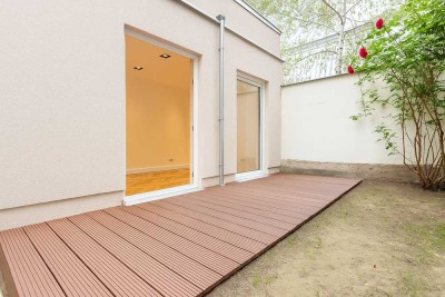 Wunderschöne, ruhige Remisen Neubau-Gartenwohnung mit Terrasse – 31 m² im idyllischen Innenhof
