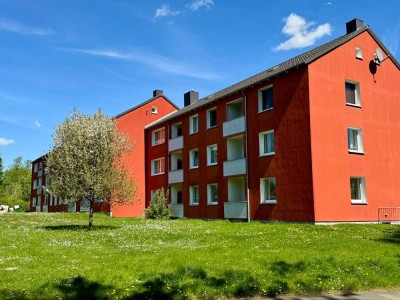 Schöne und gepflegte 3-Raum-Wohnung mit Balkon und Einbauküche in Schleswig